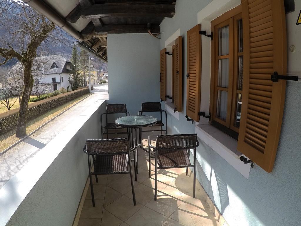 Lesjakova Domacija Bovec Luaran gambar